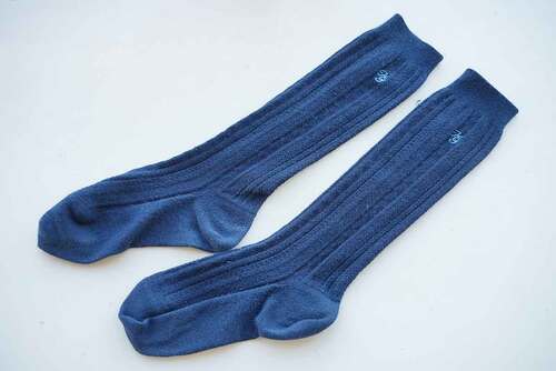 品川女子学院 ソックス 指定 東京都 品川女子学院高等部 指定夏用濃紺色のハイソックスを