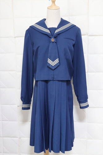 制服市場/在庫数日本一/完全無料の制服オークション