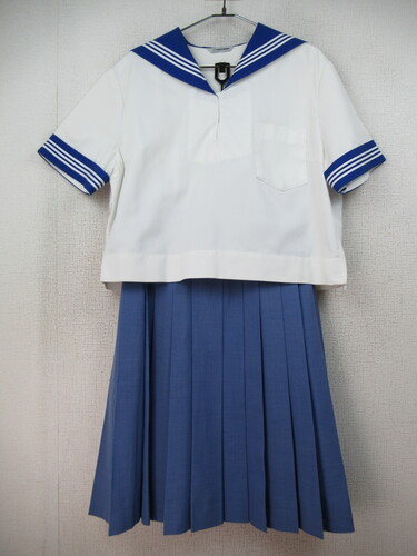 F{ 6534@630@傫ȃTCYIăZ[[㉺Zbg SHICHIKO 