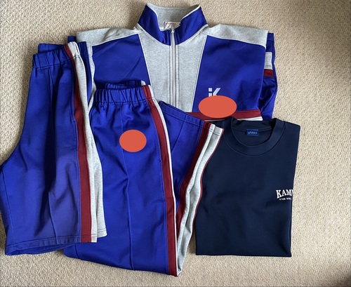 kC s_wZAqW[W㉺AVcAn[tpc