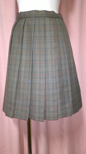 s qHwZ  M.YURIKO `FbN~jXJ[g ~   1