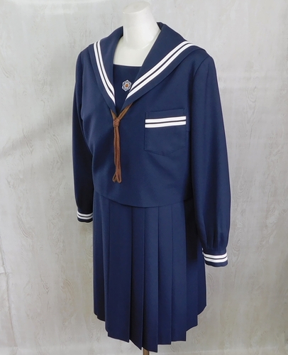 制服市場/在庫数日本一/完全無料の制服オークション