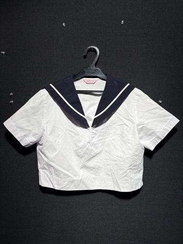  5839r B s  ĕ Z[[ q  ~c^ kk