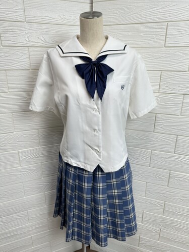 Q Q 鋞܍wZ/@₩ȃ{ƃXJ[g̐F