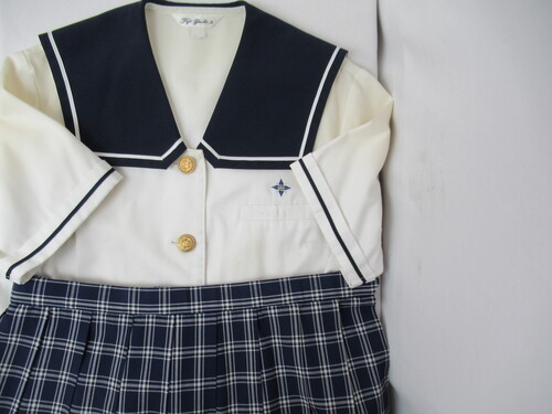 F{ 6844@740@傫ȃTCYIœ쒆w ăZ[[㉺Zbg  O{^