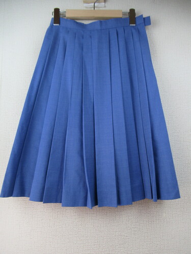 F{ 7061@390@Ē݃XJ[g ^Pg Fn