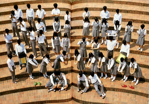 s 1996N s R荂wZ ƃAo ƋLO A