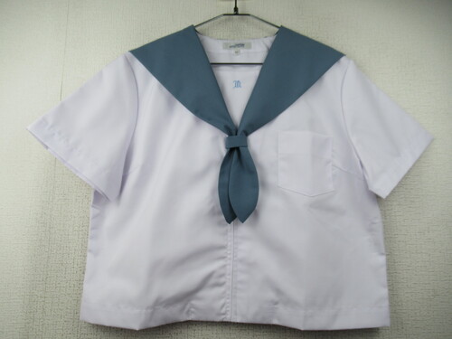 [�s��] 7283�@240�@����T�C�Y�I�ăZ�[���[�㒅 VARSITYMATE TOMBOW �O�W�b�p�[