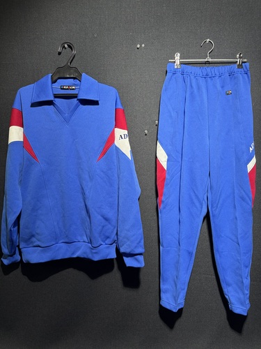  6142r �㉺�Z�b�g ������ ��{���s�� ���B���w �̑��� �����W���[�W ���Y�{�� �N��������