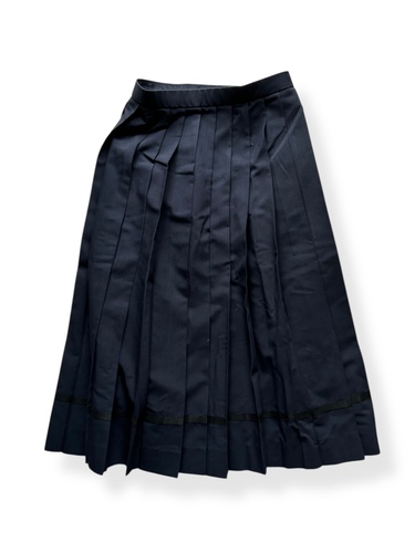 [�s��] �g���{�w���� �� ���C������ �傫�߃T�C�Y 72�Z���` �l�C�r�[ �v���[�c�X�J�[�g