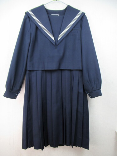 ������ 7331�@1160�@�傫�ȃT�C�Y�I�u�ƒ��w �~�Z�[���[�㒅���W�����X�J