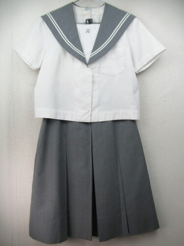 ���ꌧ 7338�@560�@���򒆊w �ăZ�[���[�㉺�Z�b�g �O���[�� �O�z�b�N