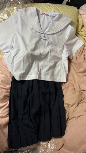 [�s��] �s���@�ăZ�[���[�ƉăX�J�[�g�@�N���[�j���O�ς�