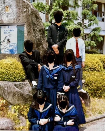 �R���� 1990�N ���I�i�݂ˁj�����w�Z ���ƃA���o�� ���A�� ���ƋL�O