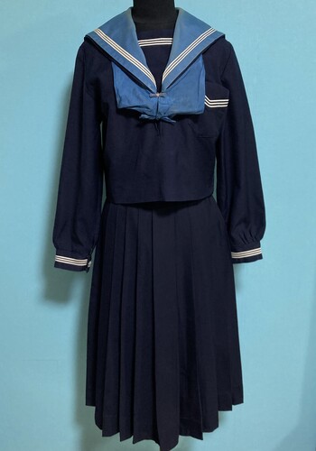 ���{ 12-99�����{�� �����J���Z�����F�݃J�o�[�̓~�Z�[���[�Z�b�g�@�Z�́E�X�J�[�t�t�y�S�w��z