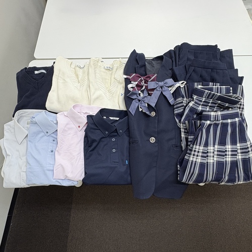 ��ʌ� ���� �R���w�������w�Z ���q���� �~���ĕ��Z�b�g �V���c�j�b�g���� [011002]