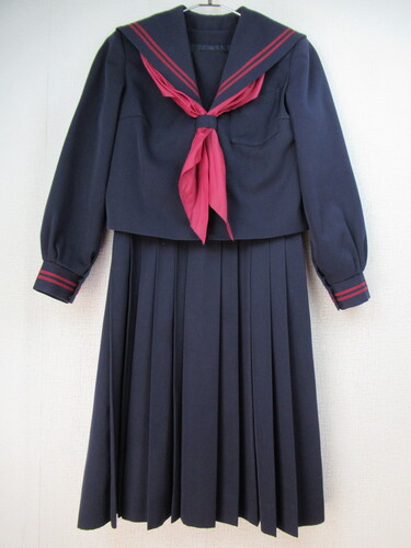 �������� 7895�@990�@�F�s���w �~�Z�[���[�㒅���W�����X�J ���J�V�h�X �ԃX�J�[�t�t �O�z�b�N