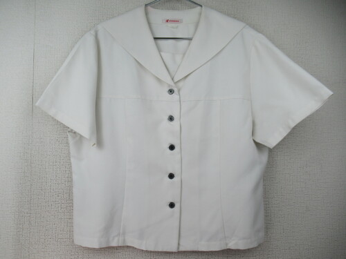 [�s��] 8012�@210�@�傫�ȃT�C�Y�I�ăZ�[���[�㒅 KANKO �O�{�^��