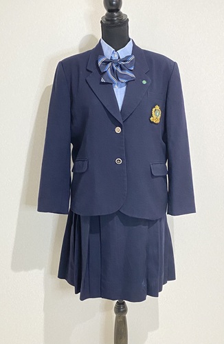  ���{  ���w�|�����w�Z