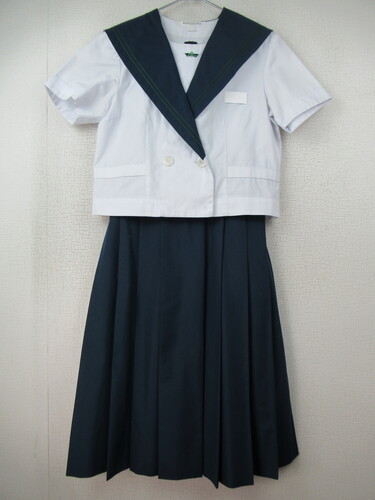 ������ 8222�@680�@��쓌���w �ăZ�[���[�㉺�Z�b�g �΋� �OW�{�^�� �傫�ߒ݃X�J�[�g