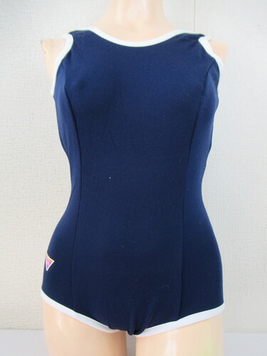 [�s��] 8363�@130�@�X�C�~���O���� KANKO �l