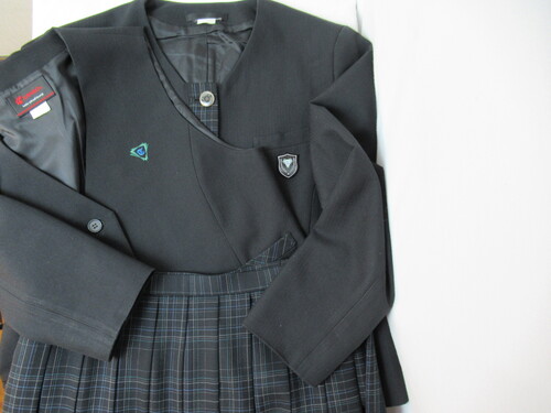 ���ꌧ 8369�@1290�@�傫�ȃT�C�Y�I���Y���Z �~����3�_�Z�b�g