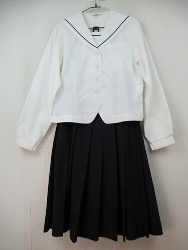 [�s��] 8379�@780�@���ԃZ�[���[�㉺�Z�b�g VARSITYMATE TOMBOW �O�{�^��