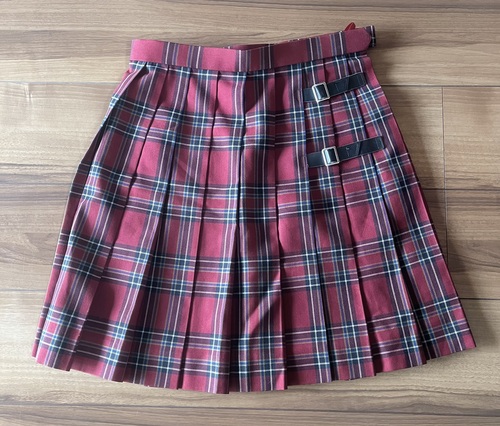 ���s�{ �����ْ��w���X�J�[�g