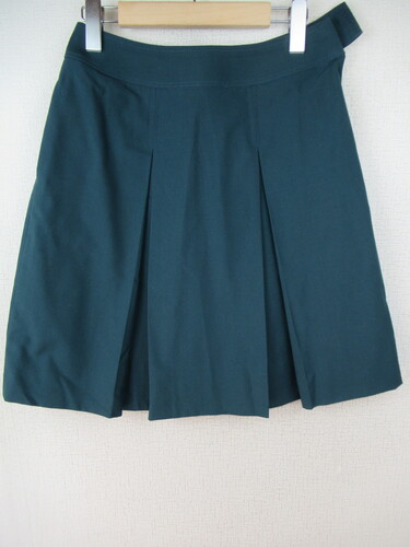 [�s��] 8433�@300�@�ăX�J�[�g �Βn