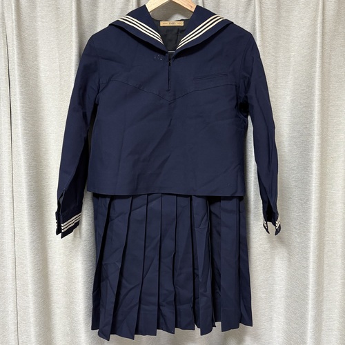 �����s �����s ��ȑ��� ���w�Z ���Z ���q �~�� ����