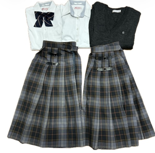 �򕌌� �򕌁@�鋞��w�������w�Z�@�����@���{���t�������u���E�X�@�Z�[�^�[�@�ăX�J�[�g