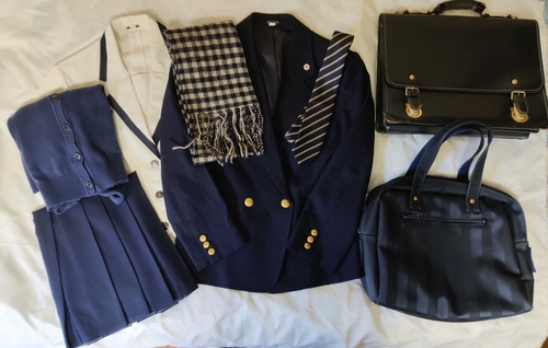 �L���� �����c���q���w�����w�Z�� HANAE MORI �X�p�b 9�_�Z�b�g �傫���T�C�Y