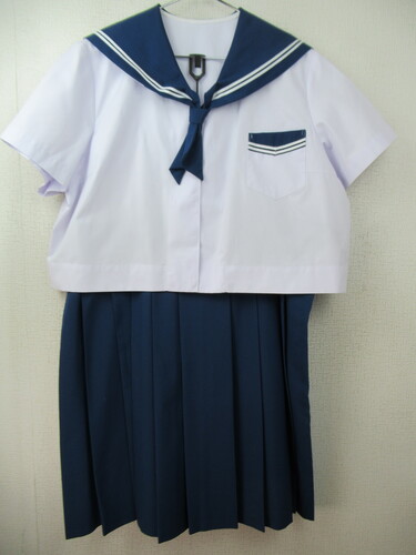 [�s��] 8559�@670�@����T�C�Y�I�ăZ�[���[�㉺�Z�b�g �� �O�z�b�N