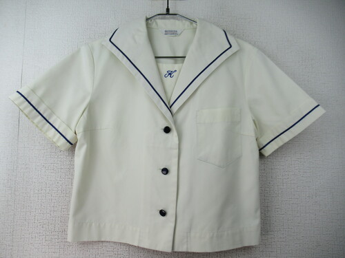 �F�{�� 8670�@210�@�풆�w �ăZ�[���[�㒅 �N���[���n �O�{�^��