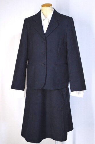  ����ʌ��� �Y�a��ꏗ�q�����w�Z �u���U�[�~�� �m���v���[�c�ăX�J�[�g ���n�t�� ISETAN��T5838