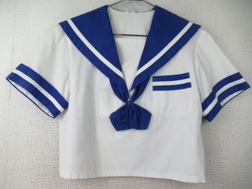 �F�{�� 8810�@180�@�������w �ăZ�[���[�㒅 �� ���{���t