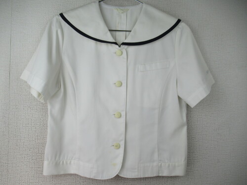 ���R�� 8979�@270�@�ʓ����ƍ��Z �ăZ�[���[�㒅 �O�{�^��