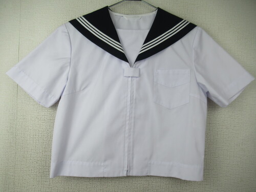 [�s��] 8987�@210�@�ăZ�[���[�㒅 ���� �O�W�b�p�[