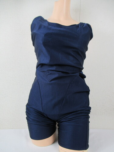 [�s��] 9016�@150�@����T�C�Y�I�n�[�t�X�[�c �X�C�~���O���� �R�k