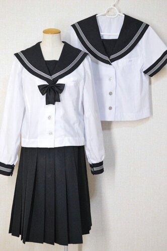  ���É����� �O���k�����w�Z ���}�[�N�Z�[���[�Ē��ԕ� ���{�� ��size�X�J�[�g �O�J����T5872