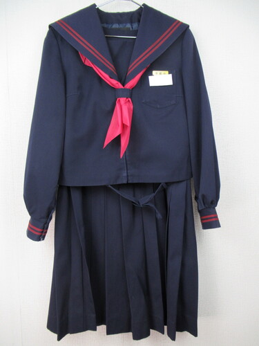 �������� 9041�@1060�@�F�s���w �~�Z�[���[�㒅���W�����X�J ���J�V�h�X �ԃX�J�[�t�t �O�z�b�N