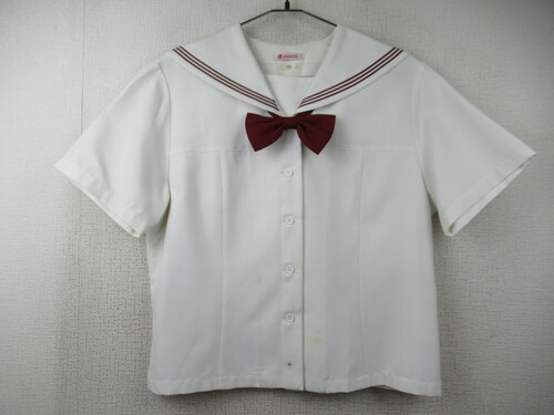 [�s��] 9145�@240�@�傫�ȃT�C�Y�I�ăZ�[���[�㒅 KANKO �ԃ��{���t �O�{�^��