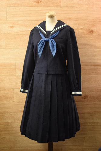  c2���ǍD��TOMBOW�g���{ �M�d�ȍZ�͎h�J�t �O�J���~�Z�[���[�����s��