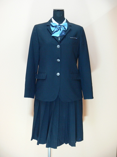 ���{ 832�@���s�����r�W�l�X�t�����e�B�A���Z�@OBF�@�S�w��i�@�t���Z�b�g