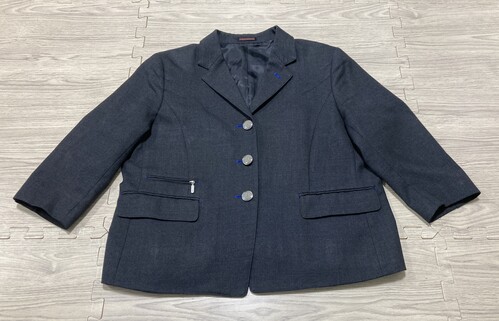 �����s 3-25�����c�w�����Z���R�V�m�W�����R�@�`���R�[���O���[�̃u���U�[