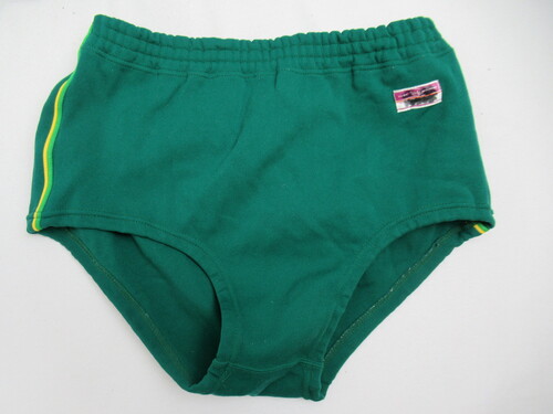 [�s��] 9352�@100�@�u���} �Ԃ�� �o���[�{�[���E�F�A KANKO �k�� ��