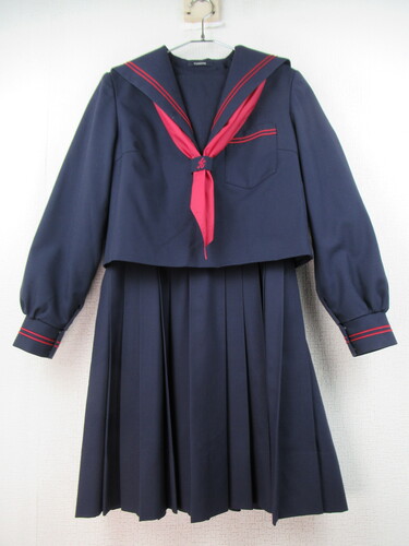 [�s��] 9388�@1110�@�~�Z�[���[�㒅���W�����X�J TOMBOW �ԃX�J�[�t�t