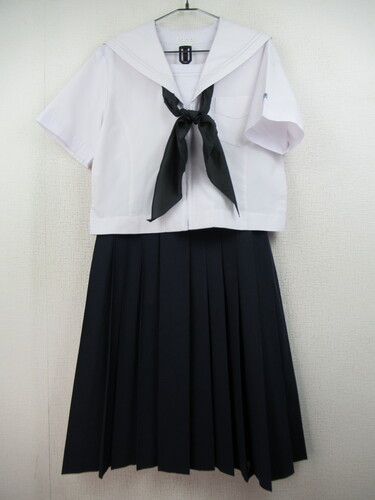 [�s��] 9413�@660�@�傫�ȃT�C�Y�I�ăZ�[���[�㉺�Z�b�g ���X�J�[�t�t