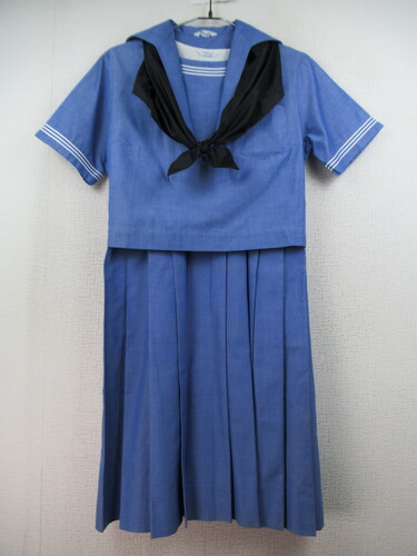 �F�{�� 9423�@530�@���[�e���w�@ �ăZ�[���[�㒅���W�����X�J ���F�n ���X�J�[�t�t