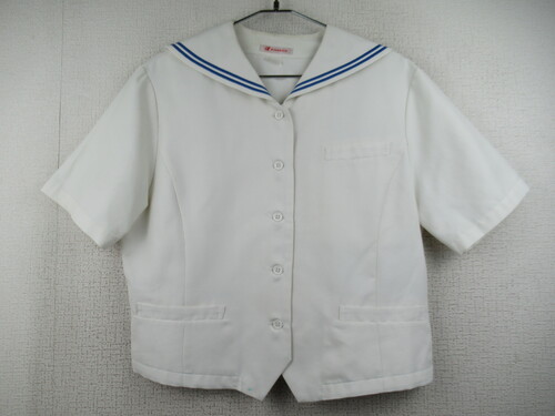 [�s��] 9506�@210�@�ăZ�[���[�㒅 KANKO �O�{�^��